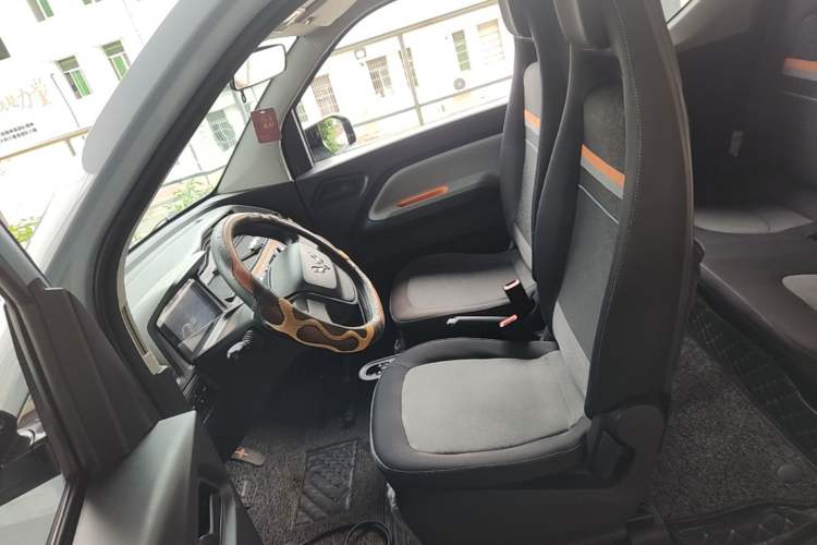 Used Wuling Hongguang MINIEV 2020 Enjoy Edition Lithium-Ion Battery Left Front Seat