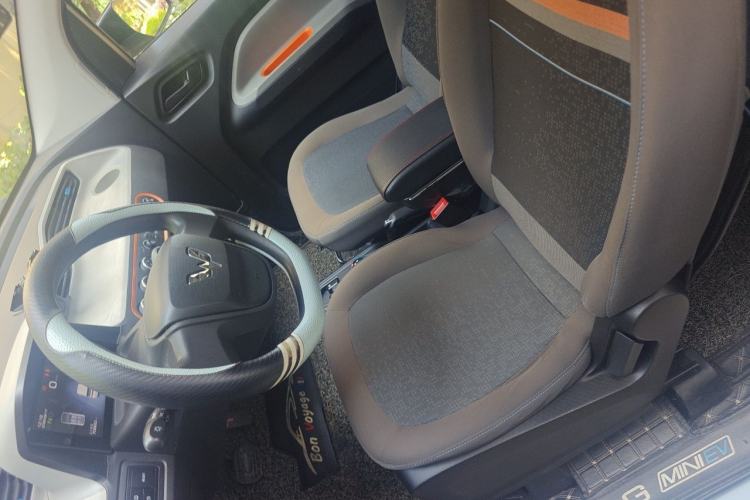 Used Wuling Hongguang MINIEV 2020 Enjoyment Model Lithium Iron Phosphate Left Front Seat