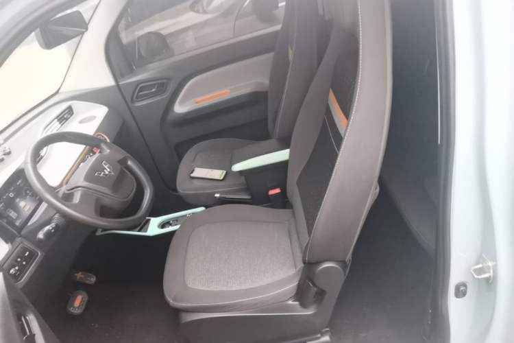 Used Wuling Hongguang MINIEV 2020 Enjoyment Model Lithium Iron Phosphate Left Front Seat