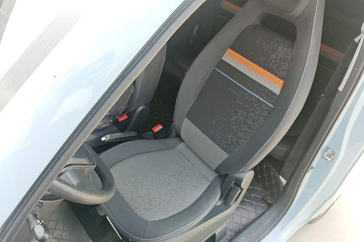 Used Wuling Hongguang MINIEV 2020 Freedom Version Lithium Iron Phosphate Left Front Seat