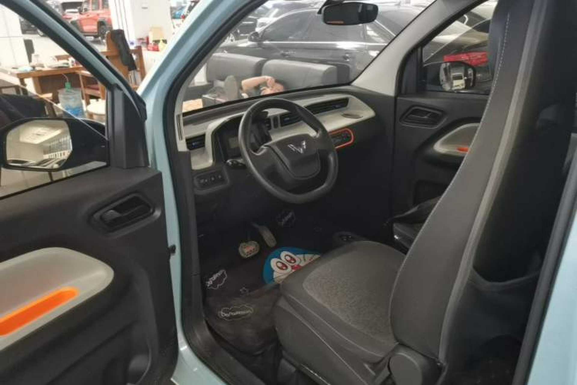 Used Wuling Hongguang MINIEV 2020 Easy Version Lithium-Ion Battery Left Front Seat