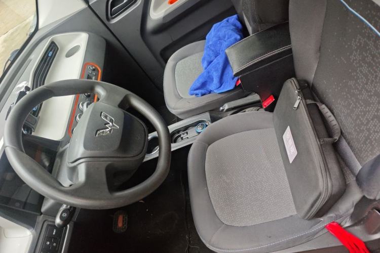 Used Wuling Hongguang MINIEV 2020 Enjoyment Model Lithium Iron Phosphate Left Front Seat
