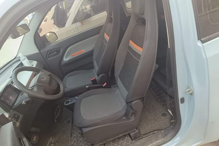 Used Wuling Hongguang MINIEV 2020 Freedom Version Lithium Iron Phosphate Left Front Seat