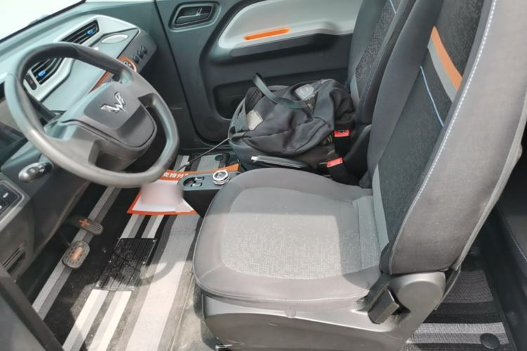 Used Wuling Hongguang MINIEV 2020 Freedom Version Lithium Iron Phosphate Left Front Seat