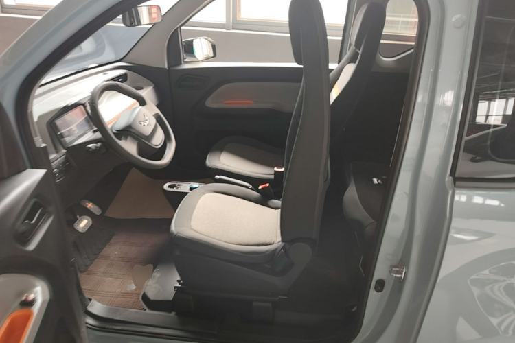 Used Wuling Hongguang MINIEV 2020 Freedom Version Lithium Iron Phosphate Left Front Seat