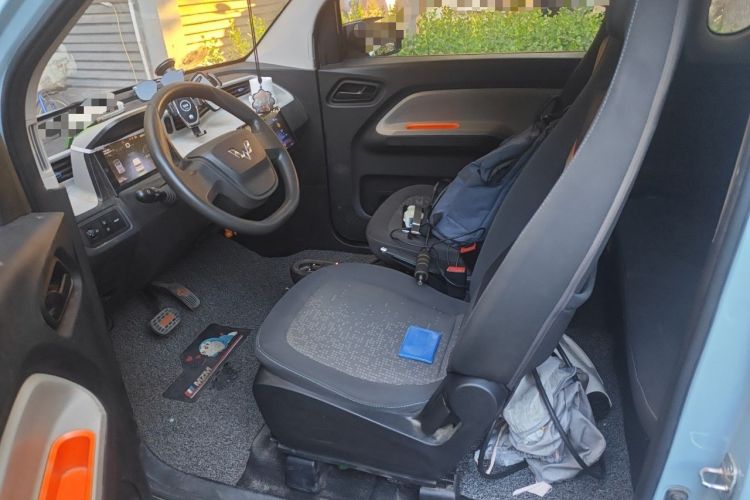 Used Wuling Hongguang MINIEV 2020 Enjoyment Model Lithium Iron Phosphate Left Front Seat