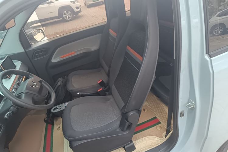 Used Wuling Hongguang MINIEV 2020 Enjoyment Model Lithium Iron Phosphate Left Front Seat