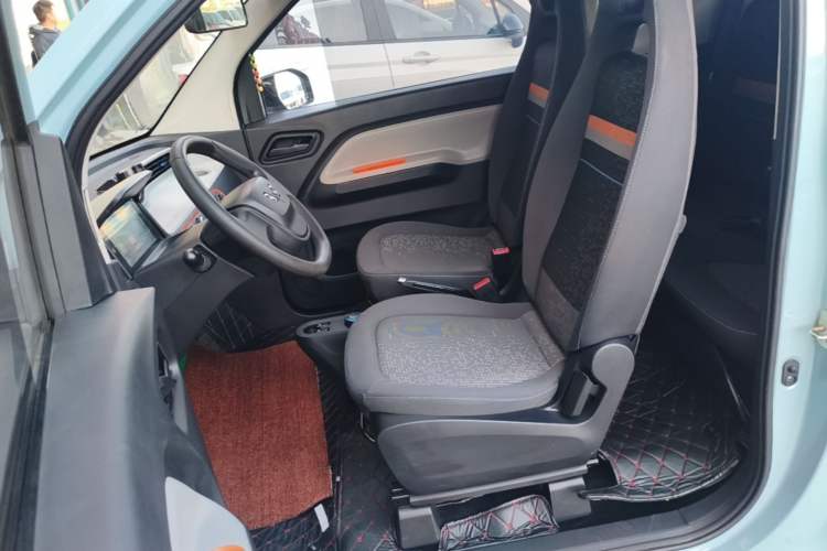 Used Wuling Hongguang MINIEV 2020 Enjoyment Model Lithium Iron Phosphate Left Front Seat