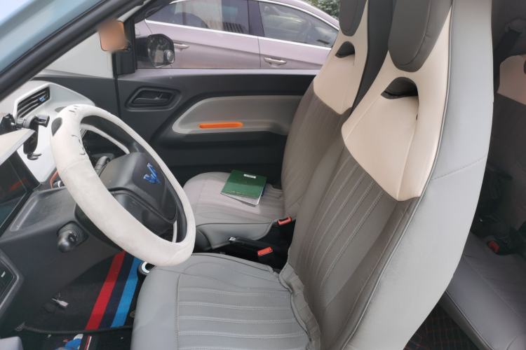 Used Wuling Hongguang MINIEV 2020 Freedom Version Lithium Iron Phosphate Left Front Seat