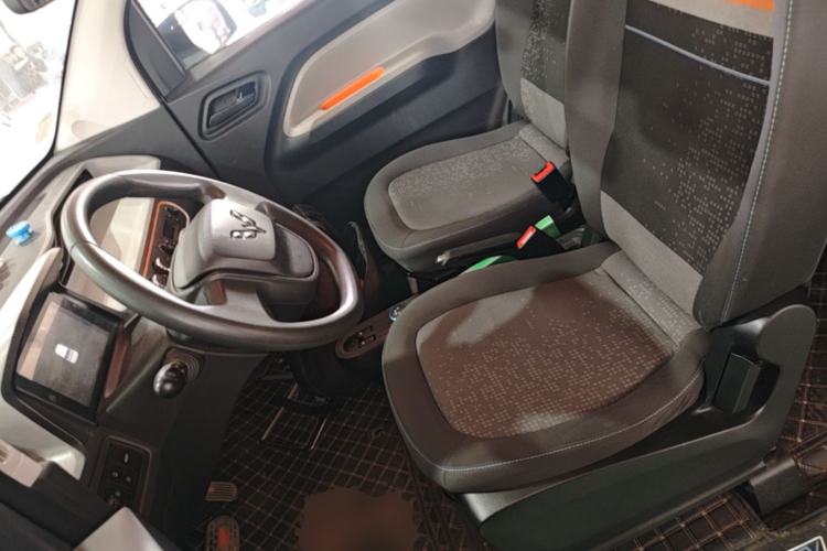 Used Wuling Hongguang MINIEV 2020 Freedom Version Lithium Iron Phosphate Left Front Seat