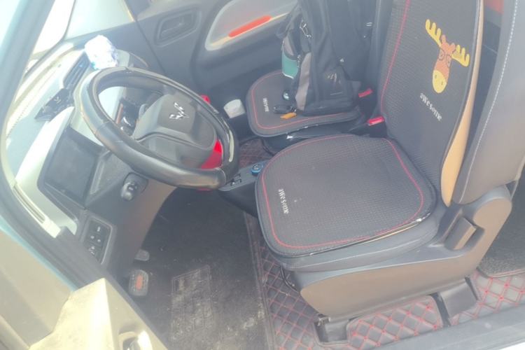 Used Wuling Hongguang MINIEV 2020 Freedom Version Lithium Iron Phosphate Left Front Seat