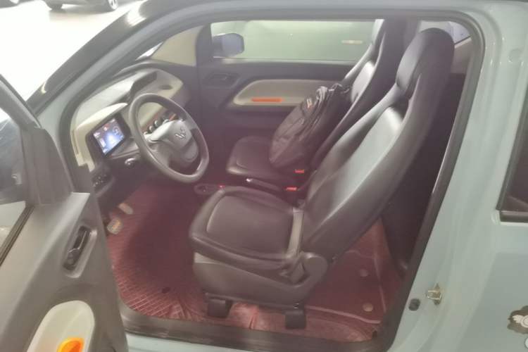 Used Wuling Hongguang MINIEV 2020 Enjoyment Model Lithium Iron Phosphate Left Front Seat