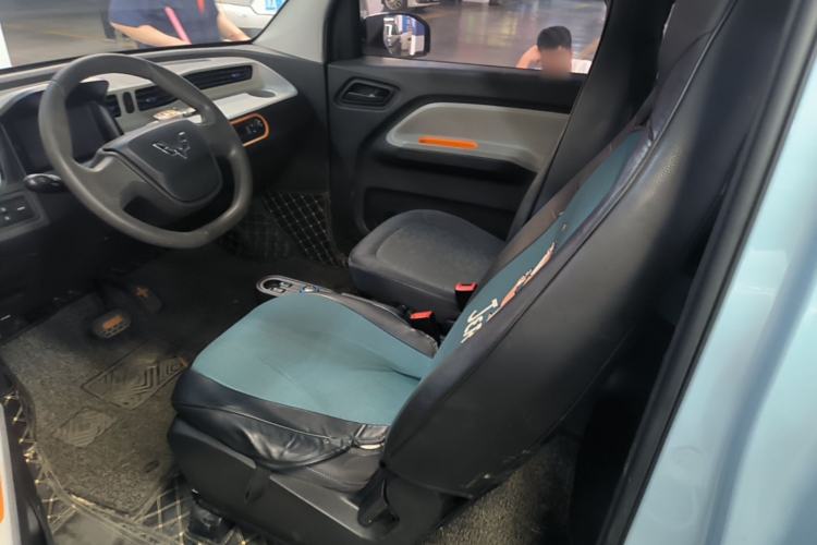 Used Wuling Hongguang MINIEV 2020 Freedom Version Lithium Iron Phosphate Left Front Seat