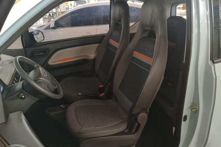 Used Wuling Hongguang MINIEV 2020 Enjoyment Model Lithium Iron Phosphate Left Front Seat