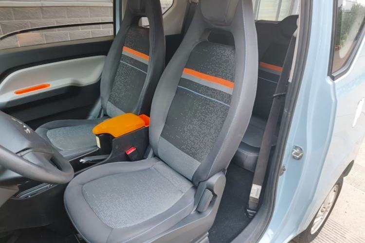 Used Wuling Hongguang MINIEV 2020 Freedom Version Lithium Iron Phosphate Left Front Seat