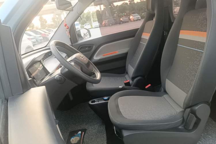 Used Wuling Hongguang MINIEV 2020 Freedom Version Lithium Iron Phosphate Left Front Seat