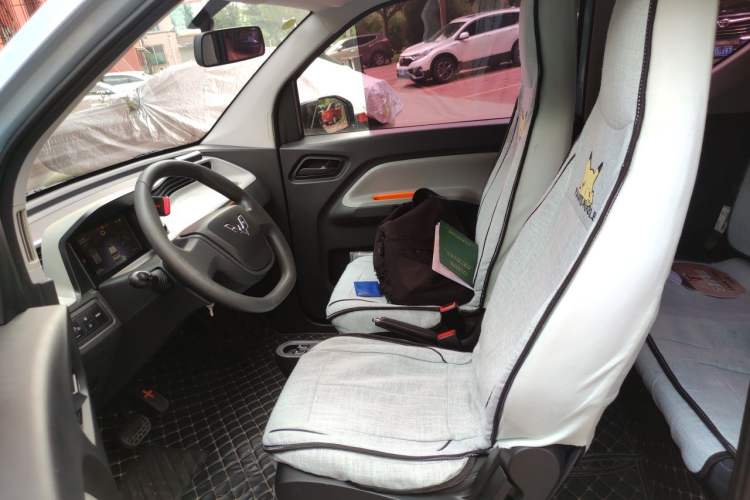 Used Wuling Hongguang MINIEV 2020 Enjoy Edition Lithium-Ion Battery Left Front Seat