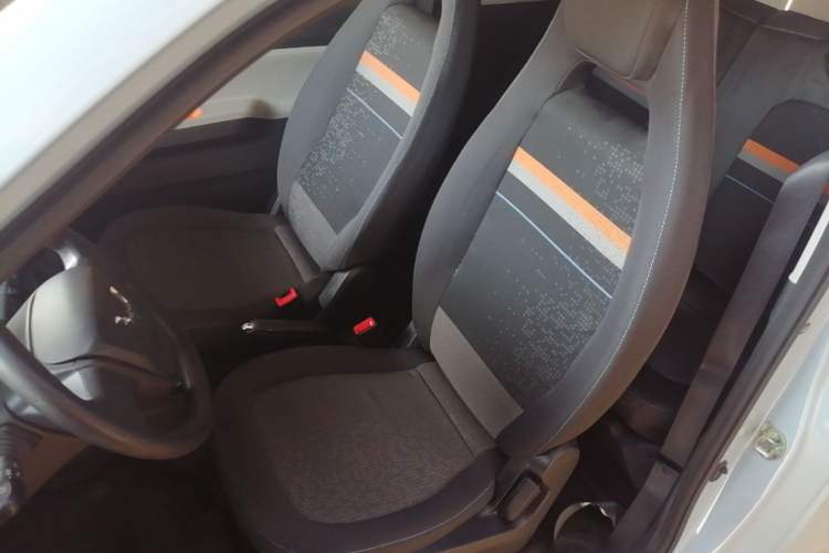 Used Wuling Hongguang MINIEV 2020 Freedom Version Lithium Iron Phosphate Left Front Seat