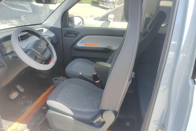 Used Wuling Hongguang MINIEV 2020 Zizai Version Lithium-NMC Left Front Seat