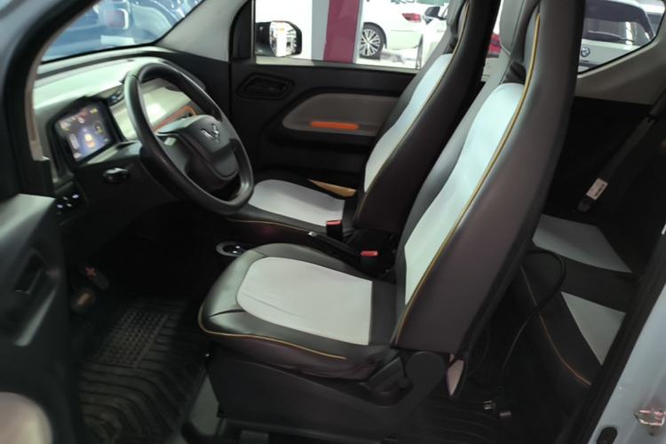 Used Wuling Hongguang MINIEV 2020 Freedom Version Lithium Iron Phosphate Left Front Seat