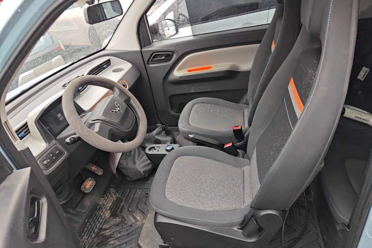 Used Wuling Hongguang MINIEV 2020 Zizai Version Lithium-NMC Left Front Seat