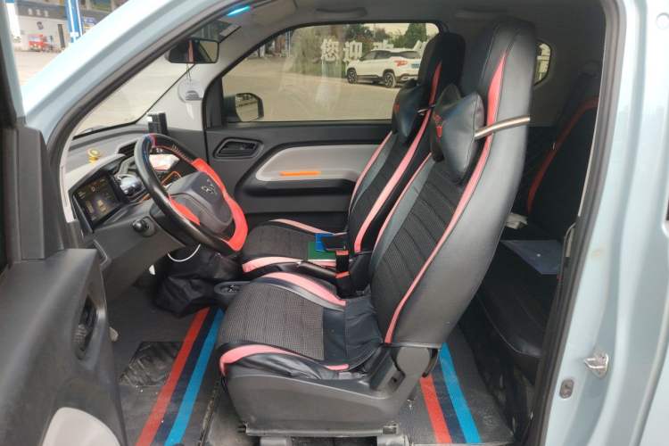 Used Wuling Hongguang MINIEV 2020 Enjoyment Model Lithium Iron Phosphate Left Front Seat