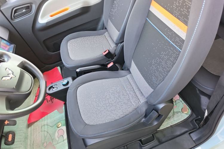 Used Wuling Hongguang MINIEV 2020 Enjoyment Model Lithium Iron Phosphate Left Front Seat