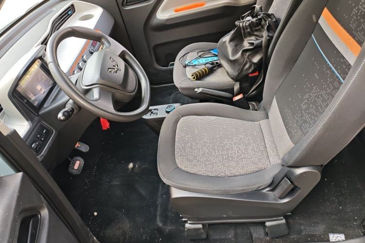 Used Wuling Hongguang MINIEV 2020 Zizai Version Lithium-NMC Left Front Seat