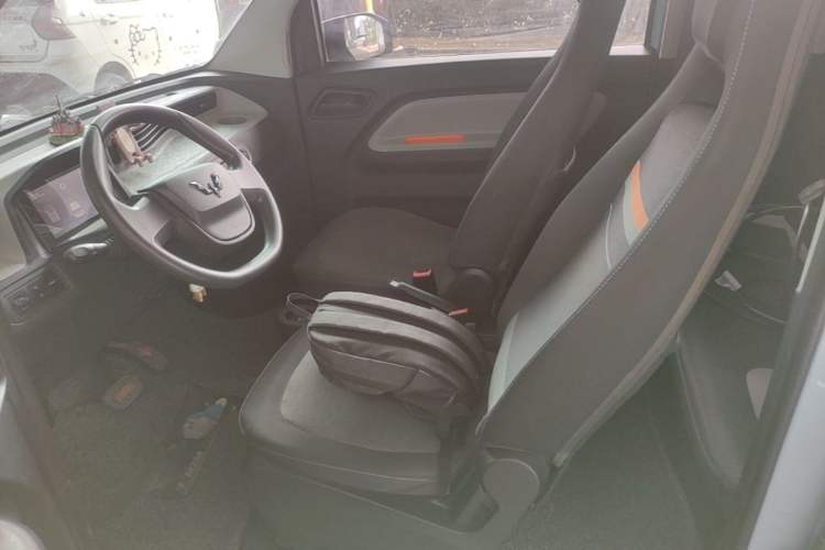 Used Wuling Hongguang MINIEV 2020 Zizai Version Lithium-NMC Left Front Seat