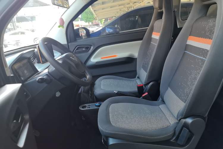 Used Wuling Hongguang MINIEV 2020 Freedom Version Lithium Iron Phosphate Left Front Seat