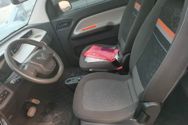Used Wuling Hongguang MINIEV 2020 Easy Version Lithium-Ion Battery Left Front Seat