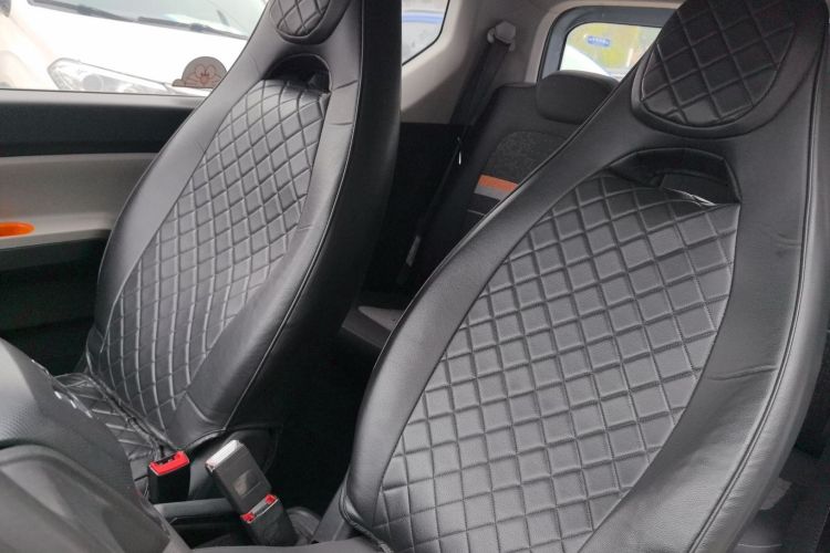 Used Wuling Hongguang MINIEV 2020 Freedom Version Lithium Iron Phosphate Left Front Seat