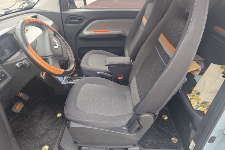Used Wuling Hongguang MINIEV 2020 Enjoyment Model Lithium Iron Phosphate Left Front Seat