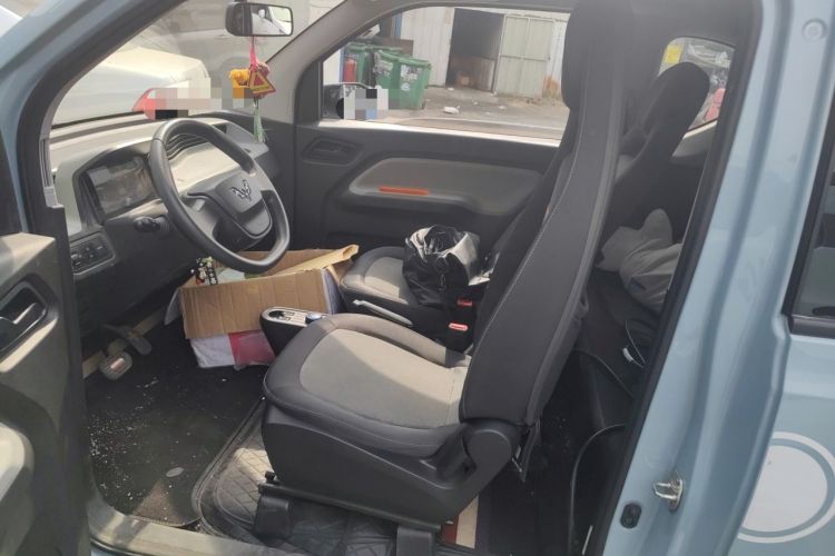 Used Wuling Hongguang MINIEV 2020 Freedom Version Lithium Iron Phosphate Left Front Seat
