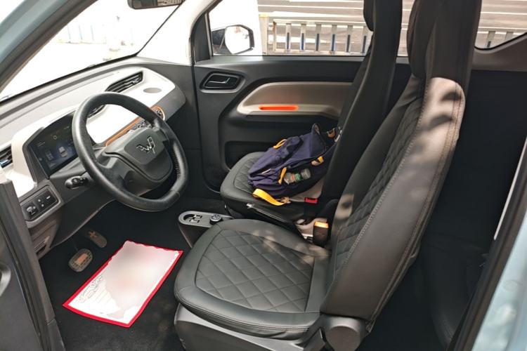 Used Wuling Hongguang MINIEV 2020 Easy Version Lithium-Ion Battery Left Front Seat