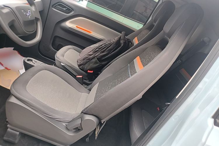 Used Wuling Hongguang MINIEV 2020 Easy Version Lithium-Ion Battery Left Front Seat