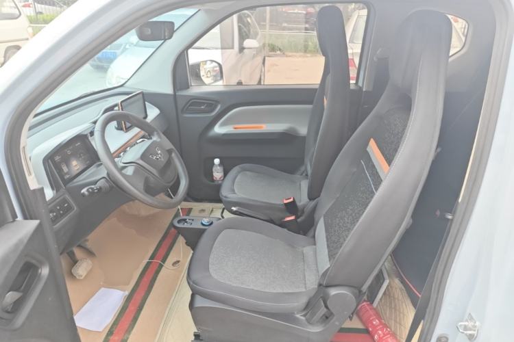 Used Wuling Hongguang MINIEV 2020 Enjoyment Model Lithium Iron Phosphate Left Front Seat
