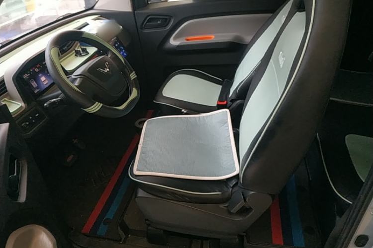 Used Wuling Hongguang MINIEV 2020 Enjoyment Model Lithium Iron Phosphate Left Front Seat