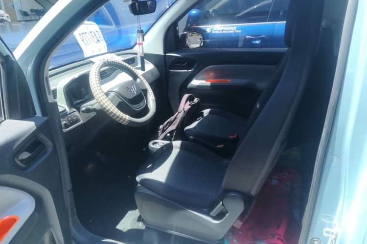 Used Wuling Hongguang MINIEV 2020 Freedom Version Lithium Iron Phosphate Left Front Seat