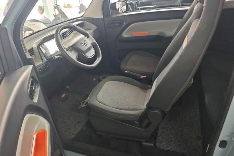 Used Wuling Hongguang MINIEV 2020 Enjoyment Model Lithium Iron Phosphate Left Front Seat
