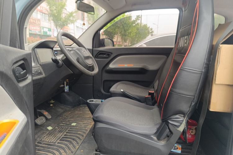 Used Wuling Hongguang MINIEV 2020 Zizai Version Lithium-NMC Left Front Seat