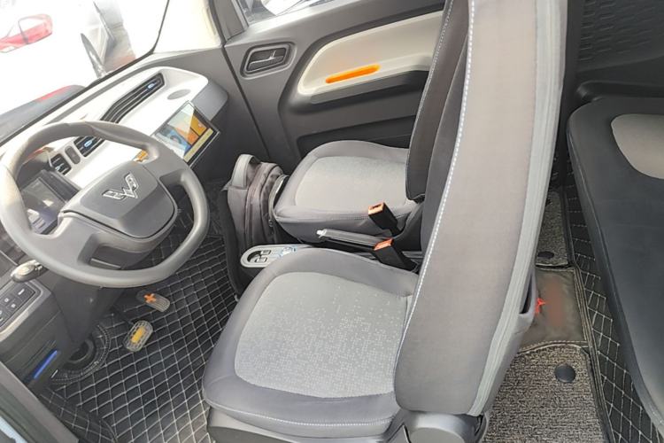 Used Wuling Hongguang MINIEV 2020 Enjoyment Model Lithium Iron Phosphate Left Front Seat