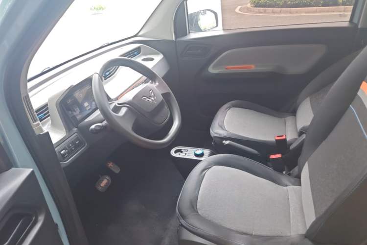 Used Wuling Hongguang MINIEV 2020 Enjoyment Model Lithium Iron Phosphate Left Front Seat