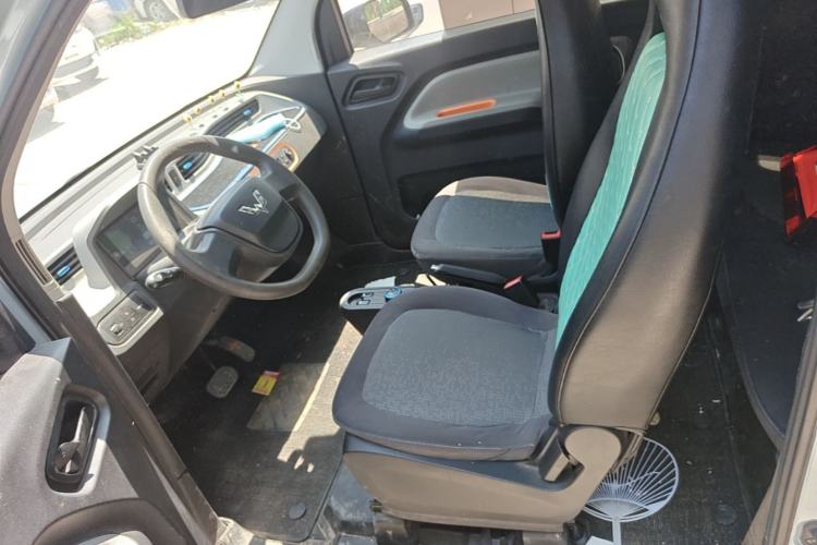 Used Wuling Hongguang MINIEV 2020 Zizai Version Lithium-NMC Left Front Seat