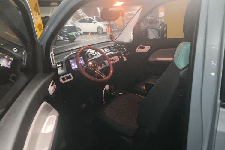 Used Wuling Hongguang MINIEV 2020 Enjoyment Model Lithium Iron Phosphate Left Front Seat
