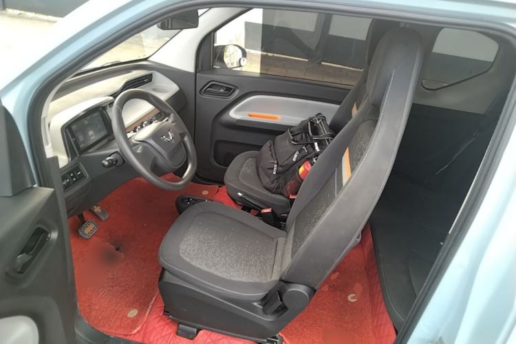 Used Wuling Hongguang MINIEV 2020 Enjoyment Model Lithium Iron Phosphate Left Front Seat