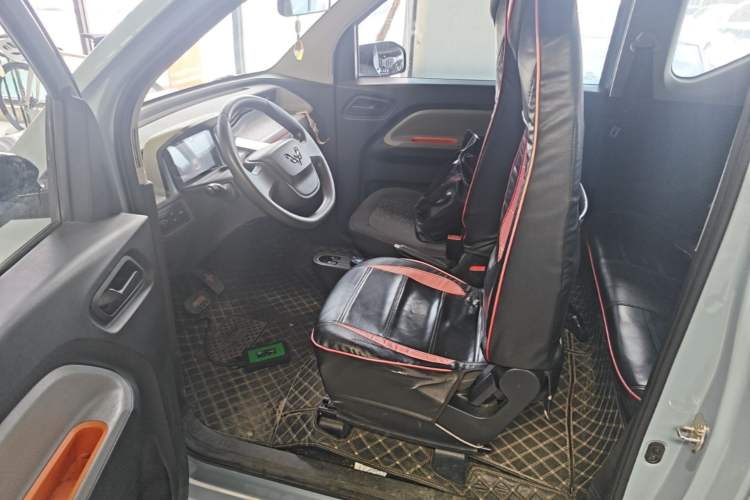 Used Wuling Hongguang MINIEV 2020 Enjoyment Model Lithium Iron Phosphate Left Front Seat