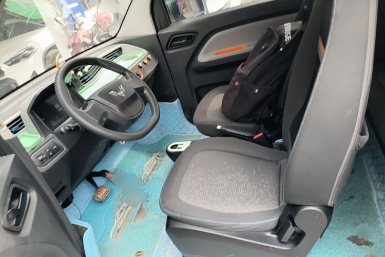Used Wuling Hongguang MINIEV 2020 Freedom Version Lithium Iron Phosphate Left Front Seat