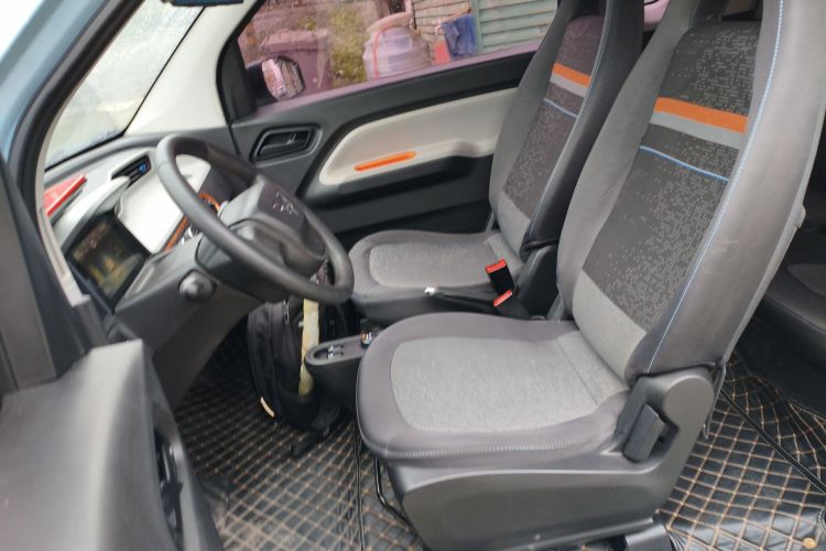 Used Wuling Hongguang MINIEV 2020 Enjoyment Model Lithium Iron Phosphate Left Front Seat