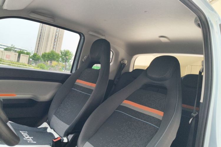 Used Wuling Hongguang MINIEV 2020 Freedom Version Lithium Iron Phosphate Left Front Seat